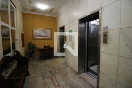 Apartamento à venda com 140m², 5 quartos e 2 vagasÁrea comum - Hall de entrada