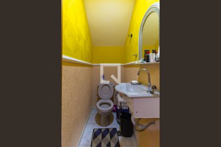 Lavabo de casa de condomínio à venda com 4 quartos, 160m² em Vila Brasilio Machado, São Paulo