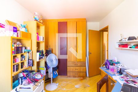 Casa de condomínio à venda com 160m², 4 quartos e 2 vagas Casa de condomínio à venda com 160m², 4 quartos e 2 vagasQuarto 2