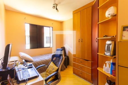 Casa de condomínio à venda com 160m², 4 quartos e 2 vagas Casa de condomínio à venda com 160m², 4 quartos e 2 vagasQuarto 4