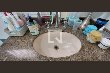 Apartamento à venda com 113m², 3 quartos e 2 vagasBanheiro Quarto 1 suíte