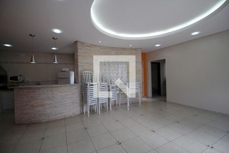 Apartamento para alugar com 80m², 2 quartos e 2 vagasÁrea comum - Salão de festas