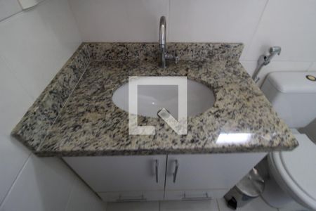 Apartamento para alugar com 80m², 2 quartos e 2 vagasBanheiro da Suíte