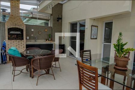 Apartamento à venda com 140m², 2 quartos e 2 vagas Apartamento à venda com 140m², 2 quartos e 2 vagasVaranda gourmet