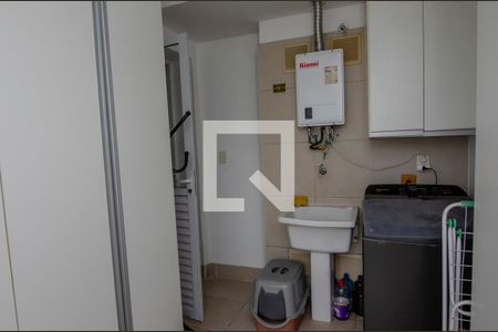 Apartamento à venda com 140m², 2 quartos e 2 vagas Apartamento à venda com 140m², 2 quartos e 2 vagasÁrea de Serviço