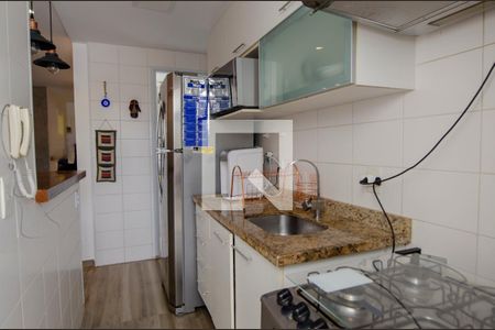 Apartamento à venda com 140m², 2 quartos e 2 vagas Apartamento à venda com 140m², 2 quartos e 2 vagasCozinha