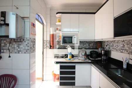 Casa à venda com 240m², 2 quartos e 2 vagasCozinha e Copa