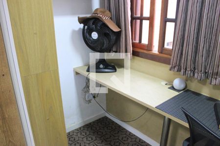 Casa à venda com 260m², 5 quartos e 3 vagasQuarto 5 piso superior