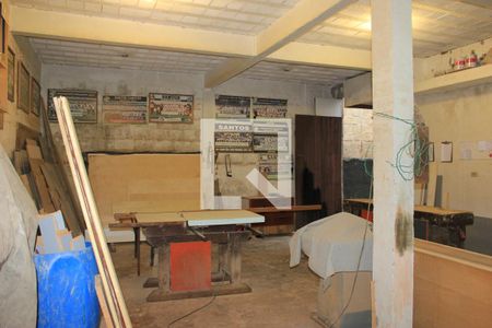 Casa à venda com 260m², 5 quartos e 3 vagasEspaço oficina independente