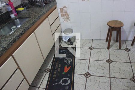 Casa à venda com 260m², 5 quartos e 3 vagasCozinha