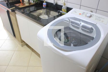 Casa à venda com 260m², 5 quartos e 3 vagasLavanderia