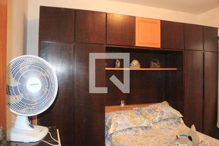 Casa à venda com 260m², 5 quartos e 3 vagasQuarto 2