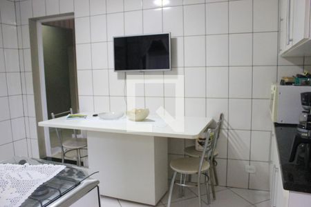 Casa à venda com 260m², 5 quartos e 3 vagasCozinha 2 piso superior