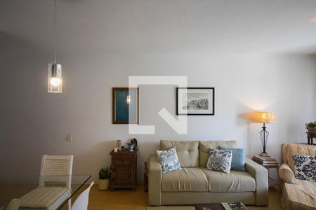 Sala de apartamento para alugar com 2 quartos, 80m² em Real Parque, São Paulo