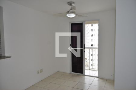 Apartamento para alugar com 52m², 2 quartos e 1 vagaSala