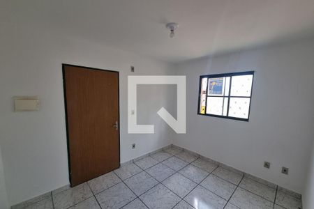 Sala de apartamento para alugar com 2 quartos, 46m² em Jardim Heitor Rigon, Ribeirão Preto