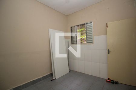 Quarto 1 de casa para alugar com 2 quartos, 80m² em Vila Palmeiras, São Paulo