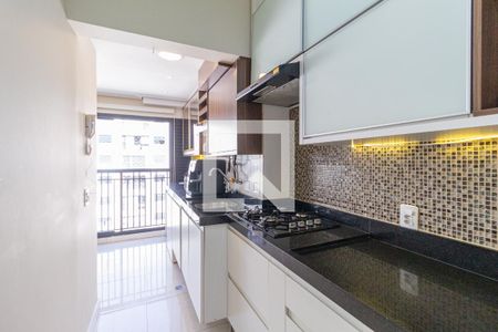 Cozinha e área de serviço de apartamento para alugar com 1 quarto, 41m² em Continental, Osasco