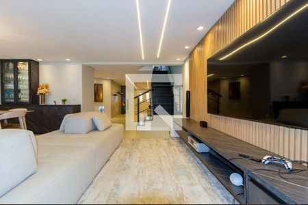 Casa à venda com 322m², 4 quartos e 4 vagasSala de Estar 2