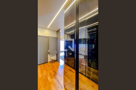 Casa à venda com 322m², 4 quartos e 4 vagasQuarto 1 - Armários