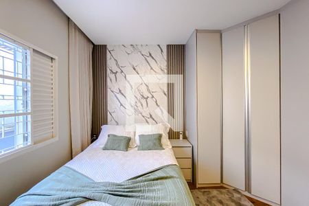 Casa à venda com 322m², 4 quartos e 4 vagasQuarto 3 - Suíte