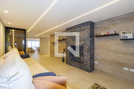 Casa à venda com 322m², 4 quartos e 4 vagasSala de Estar 3