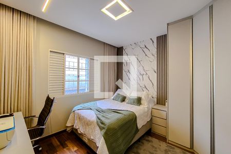 Casa à venda com 322m², 4 quartos e 4 vagasQuarto 3 - Suíte