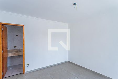 Casa à venda com 123m², 3 quartos e 5 vagasSuite