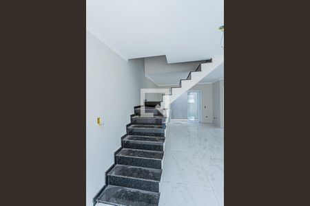 Escada de casa à venda com 3 quartos, 123m² em Vila Mangalot, São Paulo