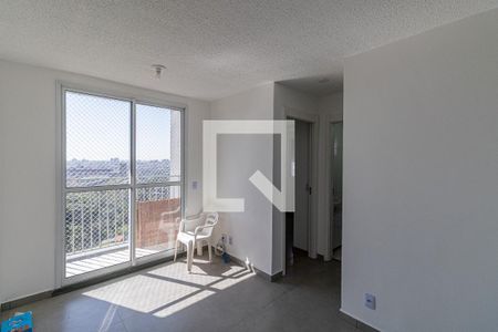 Sala/Cozinha/Área de Serviço  de apartamento para alugar com 2 quartos, 41m² em Cidade Líder, São Paulo