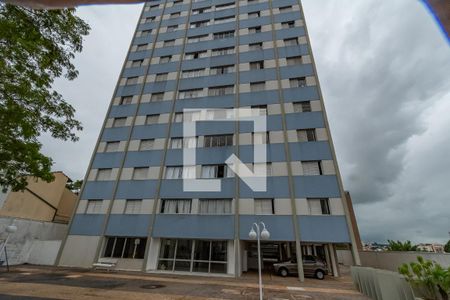 Apartamento à venda com 80m², 3 quartos e 2 vagas Apartamento à venda com 80m², 3 quartos e 2 vagasFachada do Prédio