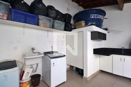 Casa à venda com 167m², 2 quartos e sem vagaÁrea de Serviço
