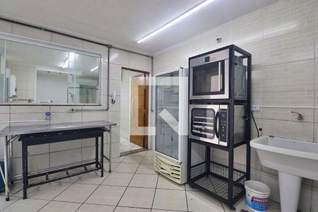 Casa à venda com 167m², 2 quartos e sem vagaQuintal