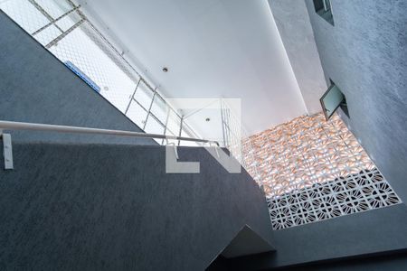 Casa à venda com 290m², 4 quartos e 3 vagasEscada para o terraço