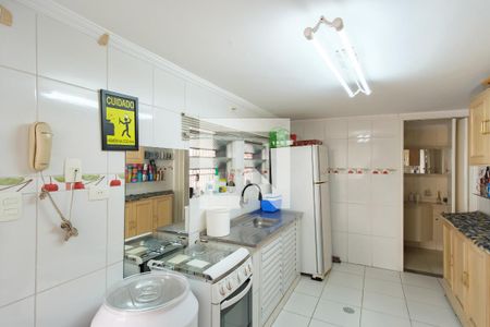 Casa à venda com 290m², 4 quartos e 3 vagasChurrasqueira