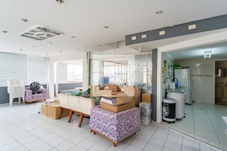 Casa à venda com 290m², 4 quartos e 3 vagasTerraço