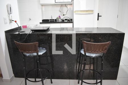 Cozinha de apartamento para alugar com 1 quarto, 31m² em Cristo Rei, Curitiba