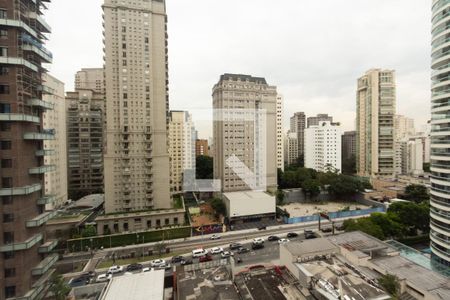Vista de apartamento para alugar com 2 quartos, 210m² em Itaim Bibi, São Paulo
