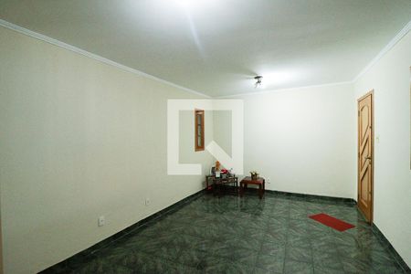 Sala -Parte 1 de casa à venda com 4 quartos, 229m² em Vila Pita, São Paulo