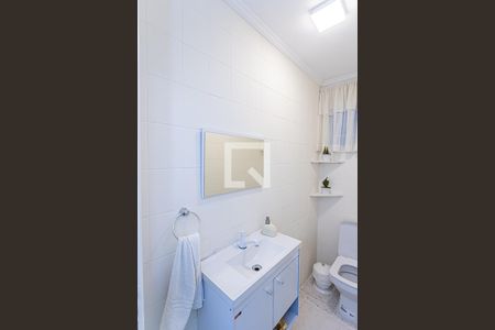 Lavabo de casa para alugar com 3 quartos, 180m² em City América, São Paulo