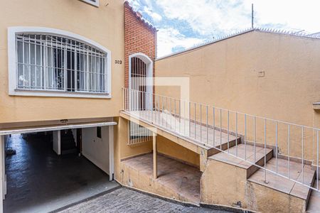 Casa para alugar com 180m², 3 quartos e 3 vagasEntrada
