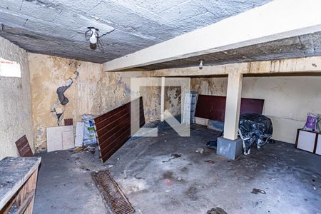 Casa para alugar com 180m², 3 quartos e 3 vagasPorão