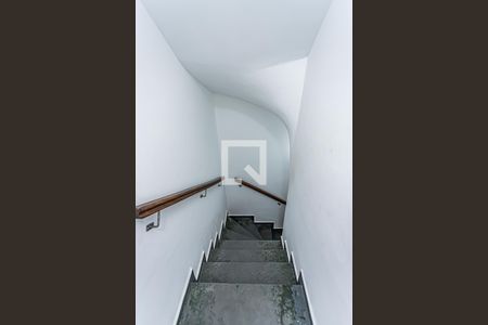 Casa para alugar com 180m², 3 quartos e 3 vagasEscada