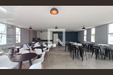 Apartamento para alugar com 47m², 2 quartos e 1 vagaÁrea comum - Salão de festas