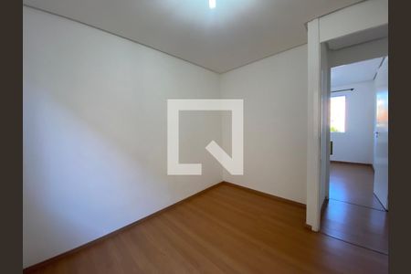 Quarto de apartamento à venda com 3 quartos, 55m² em Igara, Canoas