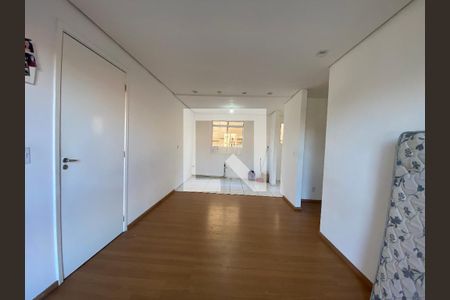 Apartamento à venda com 55m², 3 quartos e 1 vaga Apartamento à venda com 55m², 3 quartos e 1 vagaSala