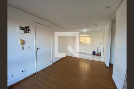 Apartamento à venda com 3 quartos, 55m² em Igara, Canoas