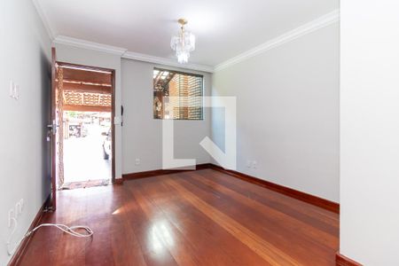 Sala de casa de condomínio para alugar com 3 quartos, 120m² em Fazenda Aricanduva, São Paulo