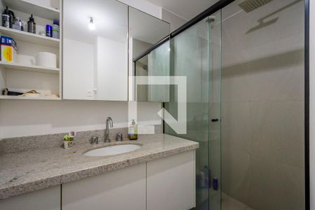 Banheiro de kitnet/studio à venda com 0 quarto, 27m² em Cidade Baixa, Porto Alegre