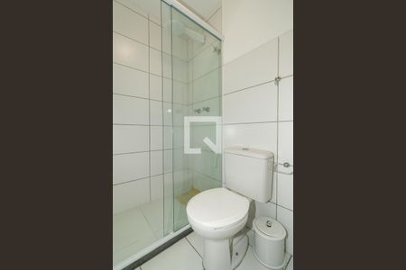 Banheiro da Suíte de apartamento à venda com 2 quartos, 50m² em Sarandi, Porto Alegre